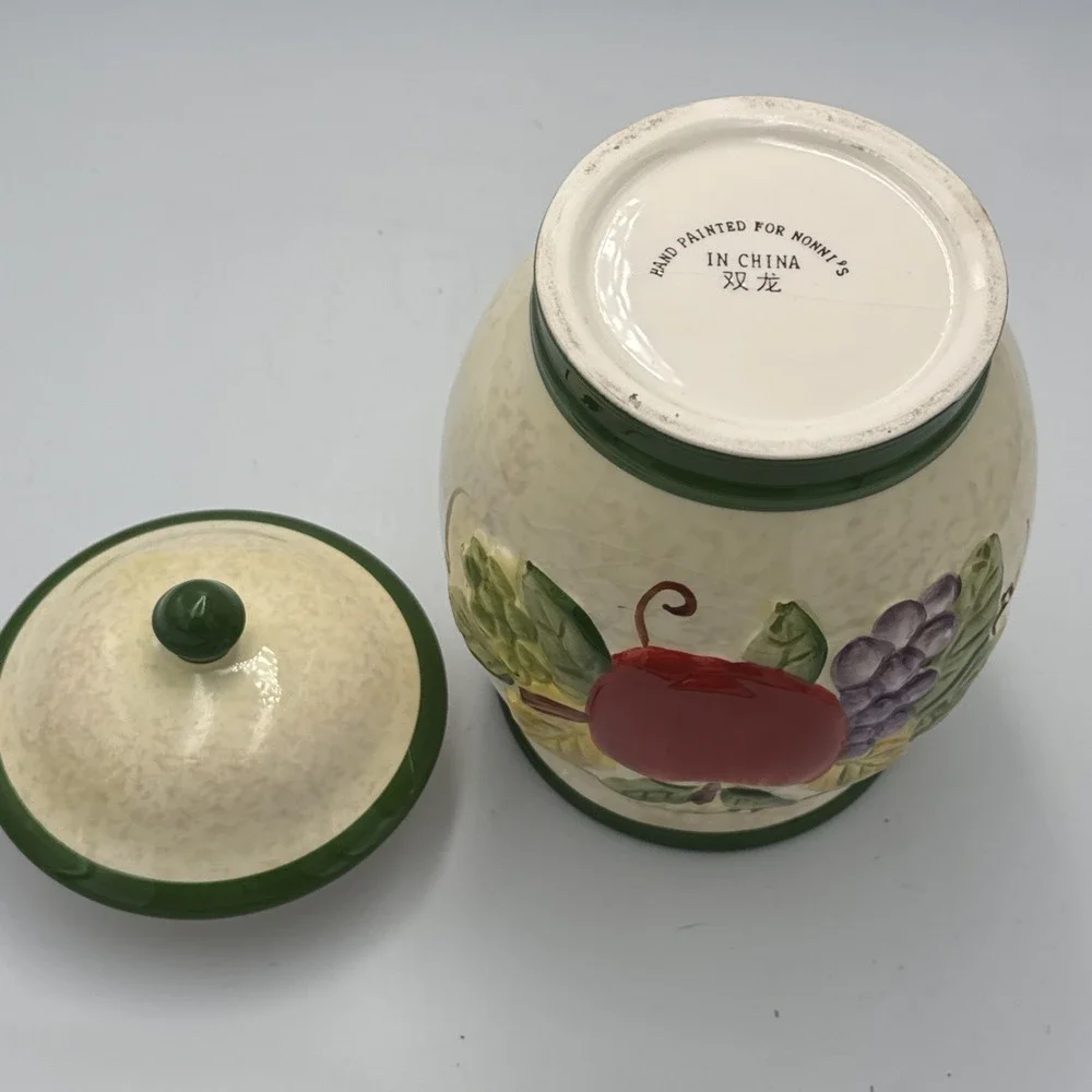 Nonnis Biscotti Cookie Jar Canister Vintage Apple Pear Grape Ceramic Lid 9in